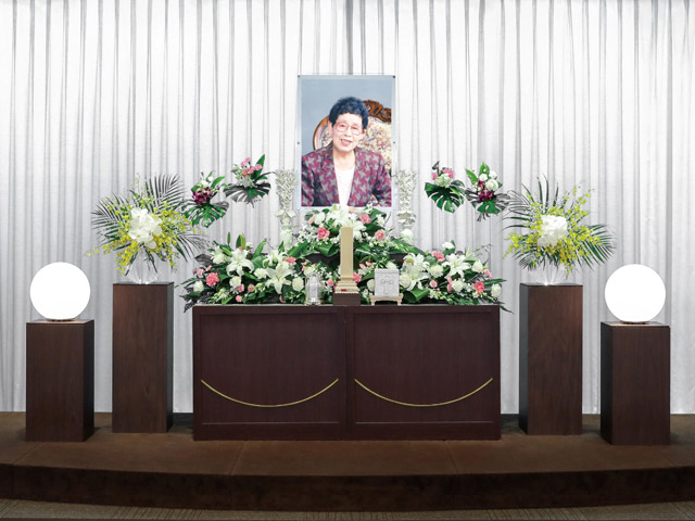 PE 02+(会場・控室)